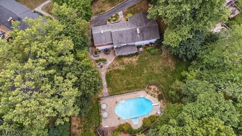 17 Alpine Dr, Wayne, NJ 07470 photo 5