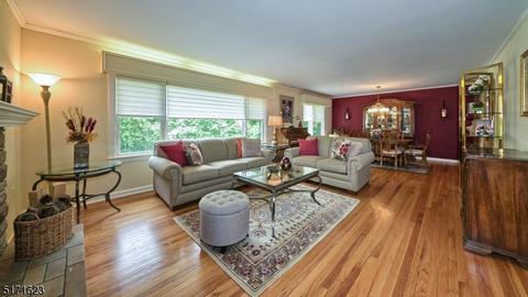 17 Alpine Dr, Wayne, NJ 07470 photo 11