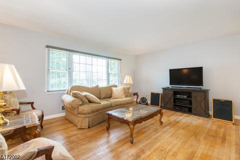 14 Pine Ter, Wayne, NJ 07470 photo 16