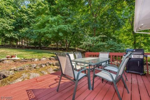 14 Pine Ter, Wayne, NJ 07470 photo 14