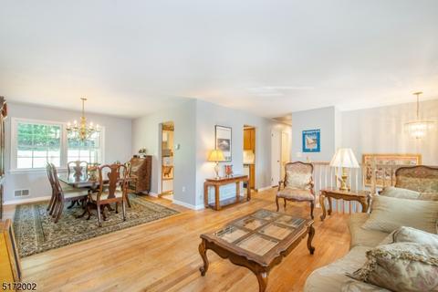 14 Pine Ter, Wayne, NJ 07470 photo 18
