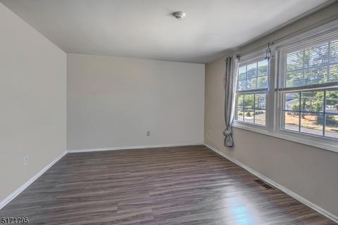 9 Abbott Rd, Somerset, NJ 08873 photo 16