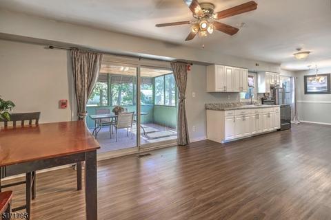9 Abbott Rd, Somerset, NJ 08873 photo 3