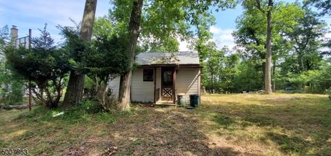 63 Iowa Ave, Jefferson, NJ 07849