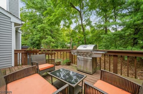 15 Matthew Rd, Wayne, NJ 07470 photo 8
