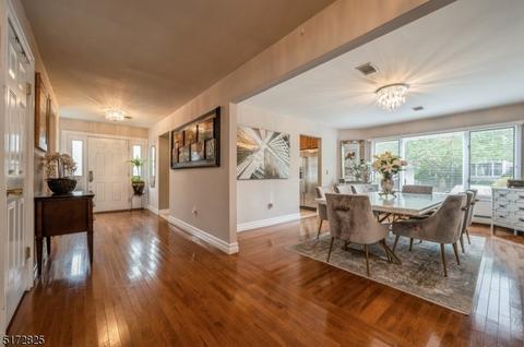 15 Matthew Rd, Wayne, NJ 07470 photo 6