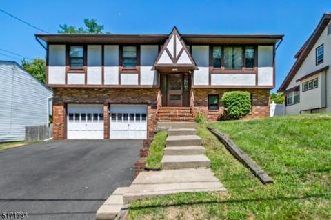27 Manor Blvd, Edison, NJ 08820 photo 1