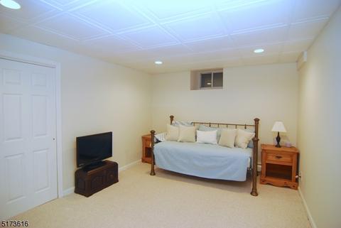 240 Killarney Dr, Berkeley Heights, NJ 07922 photo 30