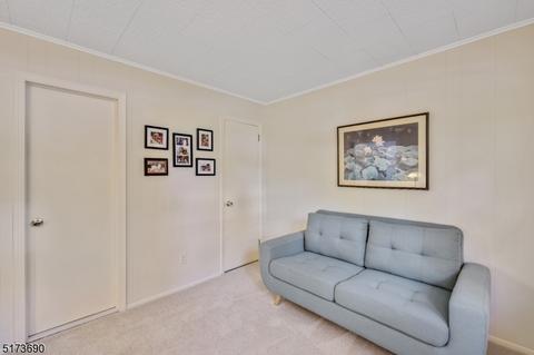 83 Webster Dr, Berkeley Heights, NJ 07922 photo 15