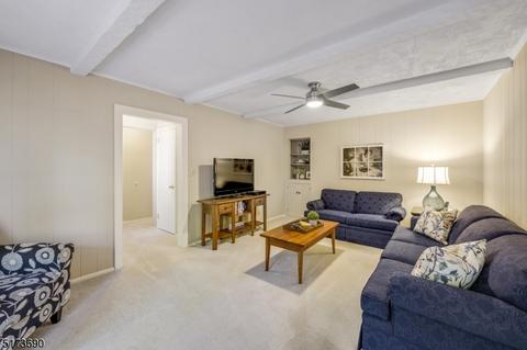 83 Webster Dr, Berkeley Heights, NJ 07922 photo 11
