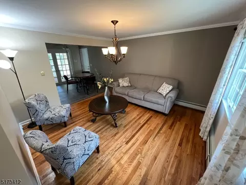 20 Windsor Pl, Nutley, NJ 07110 photo 6
