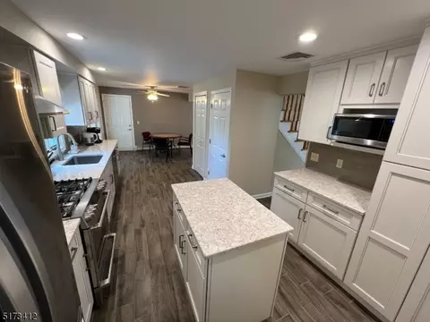 20 Windsor Pl, Nutley, NJ 07110 photo 10