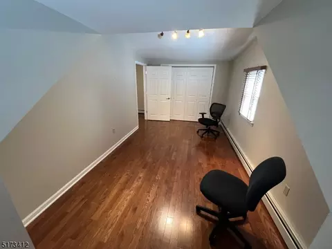 20 Windsor Pl, Nutley, NJ 07110 photo 19