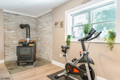 12 Milton Pl, Wanaque Boro, NJ 07420 photo 5