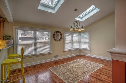 5 Birch St, Mendham, NJ 07945 photo 4