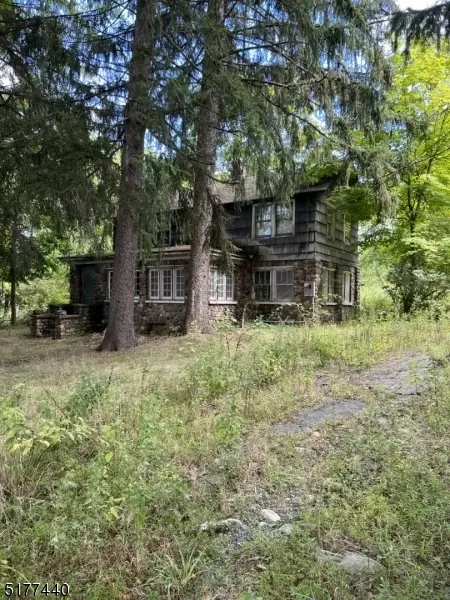 83 Boonton Ave, Montville Twp, NJ 07005
