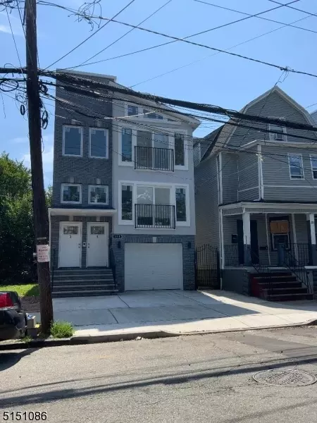 118 Littleton Ave, Newark, NJ 07103