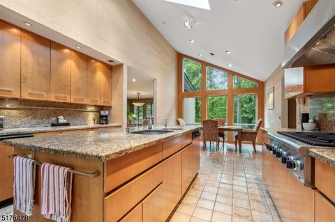 9 Deer Path, Warren, NJ 07059 photo 17