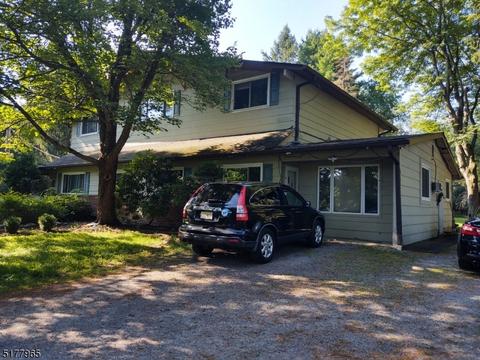 113 Voorhees Rd, Glen Gardner, NJ 08826