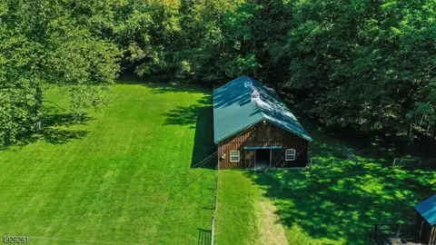 63 Guinea Hollow Rd, Tewksbury Twp, NJ 08833