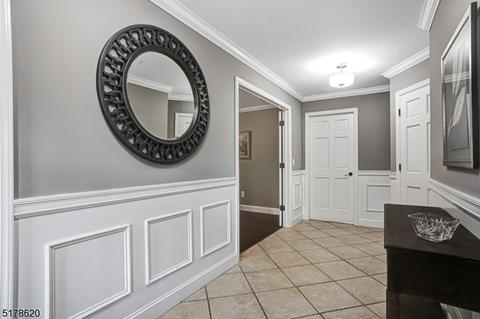 8 Old Forge Dr, Warren, NJ 07059 photo 3