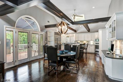 8 Old Forge Dr, Warren, NJ 07059 photo 8