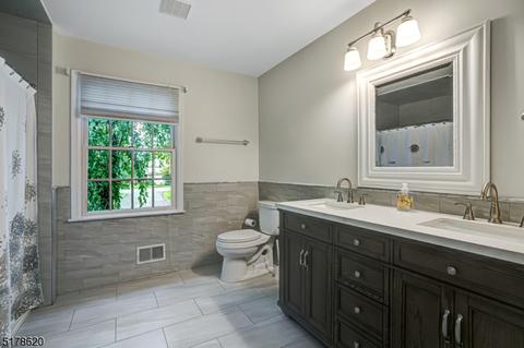 8 Old Forge Dr, Warren, NJ 07059 photo 19