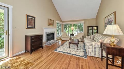 33 Birch Ln, Wayne, NJ 07470 photo 5