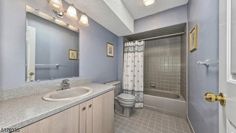 33 Birch Ln, Wayne, NJ 07470 photo 29