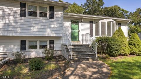 15 Robin Rd, Wayne, NJ 07470 photo 5