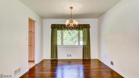15 Robin Rd, Wayne, NJ 07470 photo 13