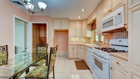 15 Robin Rd, Wayne, NJ 07470 photo 15