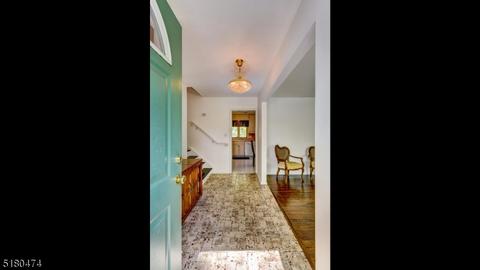 15 Robin Rd, Wayne, NJ 07470 photo 6