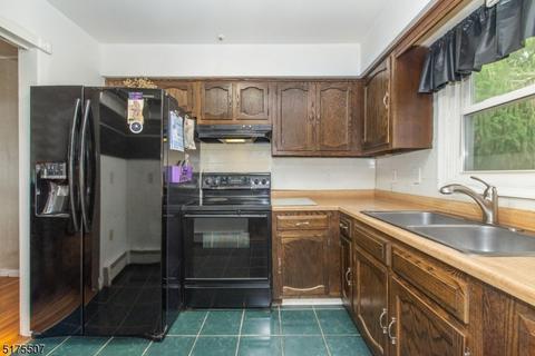 11 Park Ave, Dover, NJ 07801 photo 17