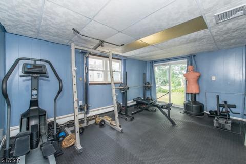 11 Park Ave, Dover, NJ 07801 photo 4
