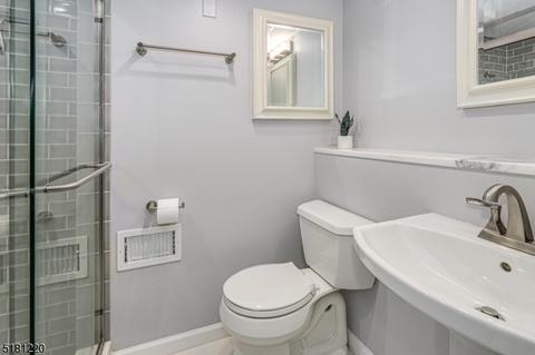 37 Post Rd, Clark, NJ 07066 photo 24
