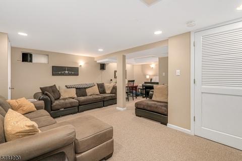 37 Post Rd, Clark, NJ 07066 photo 27
