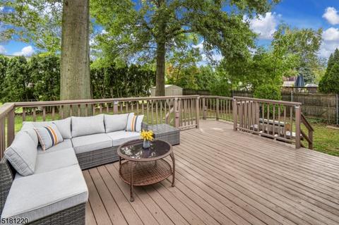 37 Post Rd, Clark, NJ 07066 photo 4