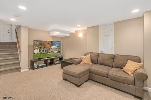 37 Post Rd, Clark, NJ 07066 photo 26