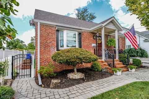 411 Walnut St, Middlesex, NJ 08846 photo 1