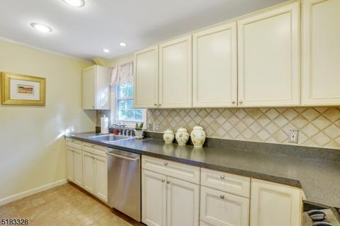 71 W End Ave, Summit, NJ 07901 photo 6