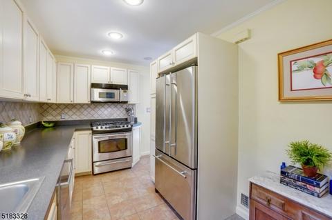 71 W End Ave, Summit, NJ 07901 photo 5