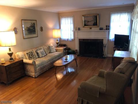 76 Colfax Rd, Springfield, NJ 07081 photo 1