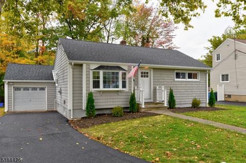 369 Richard Way, North Plainfield, NJ 07062 photo 1