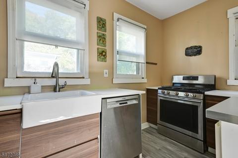 1114 Helene Ave, Plainfield, NJ 07062 photo 5
