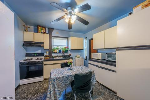 601 E 7th St, Plainfield, NJ 07060 photo 9