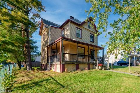 601 E 7th St, Plainfield, NJ 07060 photo 2
