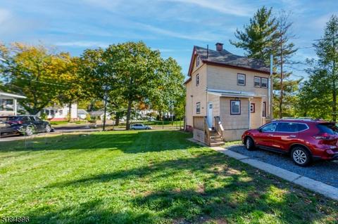 601 E 7th St, Plainfield, NJ 07060 photo 4