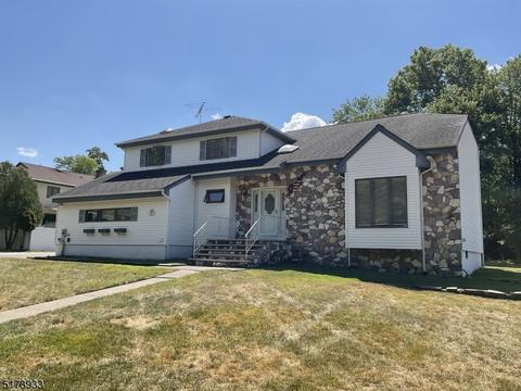 42 Teak Rd, Wayne, NJ 07470 photo 1