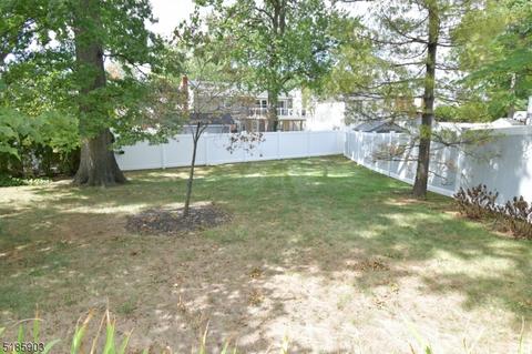 874 Peach Tree Rd, Union, NJ 07083 photo 22